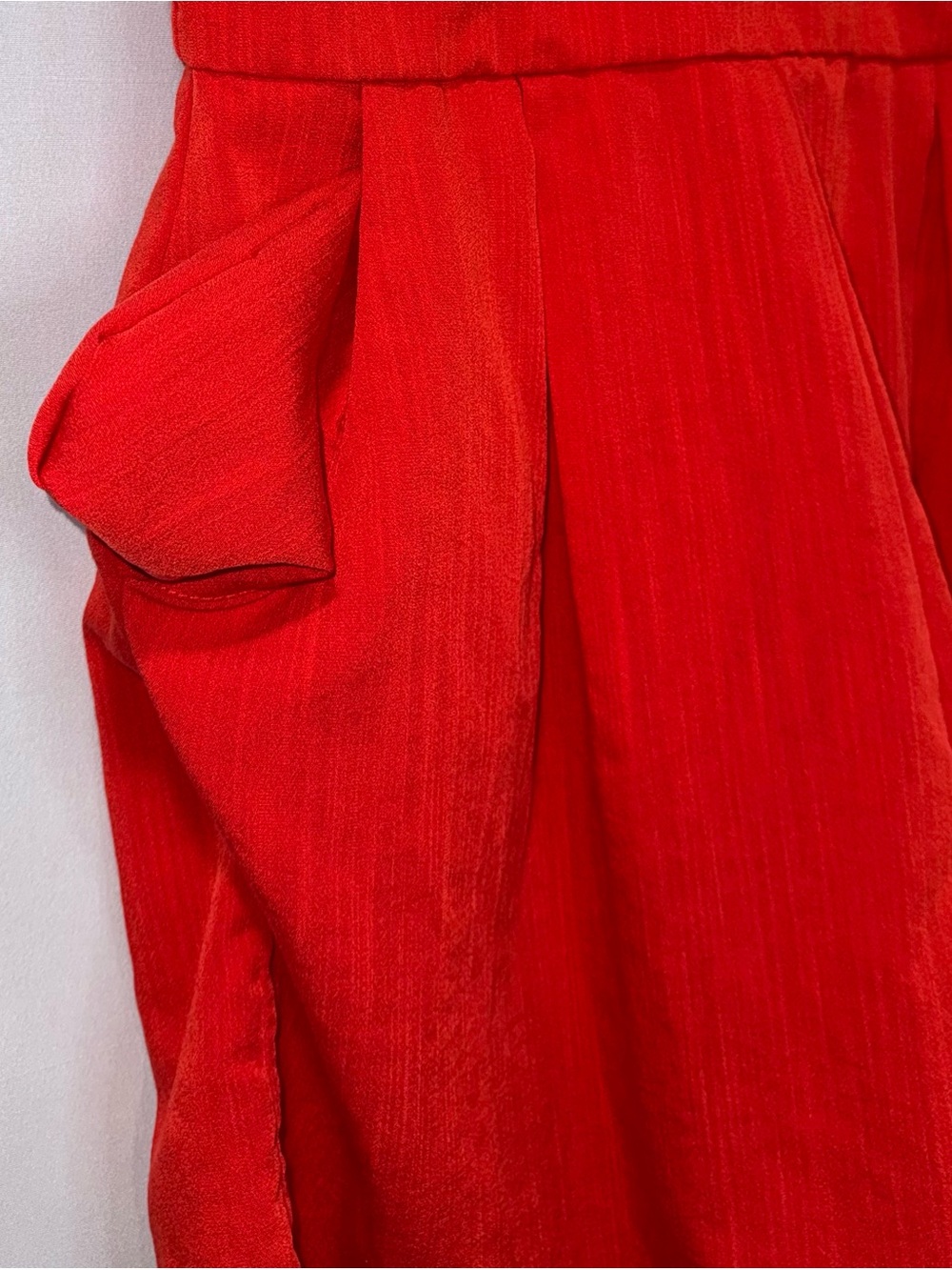 Trixxi Coral Red V-Neck Romper w/ Side Pockets | Size L - Picture 3 of 5